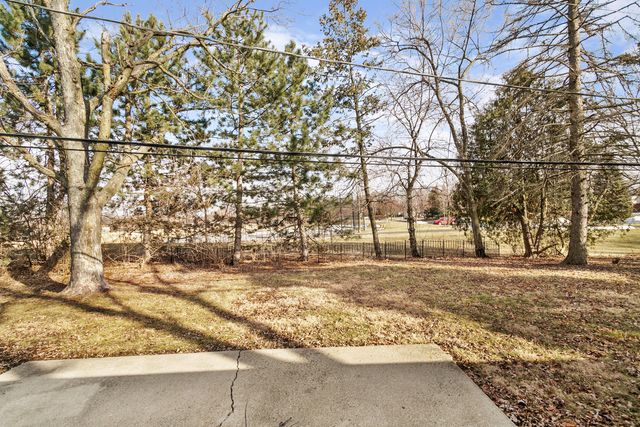 1339 Heather Road, Homewood, IL 60430