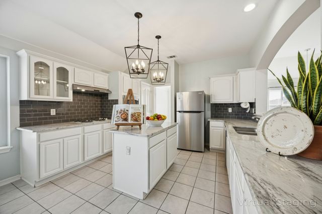 4001 Lakeside Drive, Rowlett, TX 75088