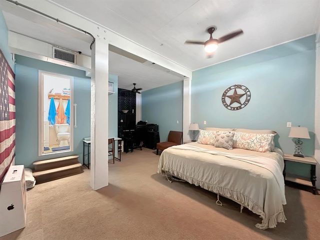808 Pinata Drive, Crystal Beach, TX 77650
