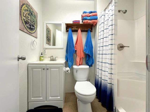 808 Pinata Drive, Crystal Beach, TX 77650