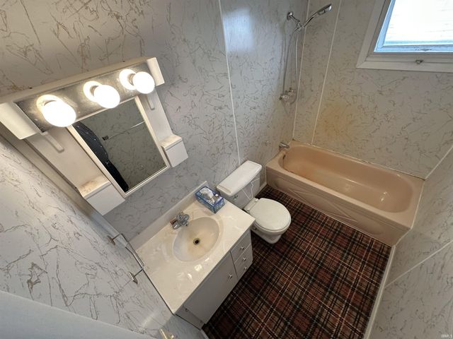 7708 N Barekman Court, Monticello, IN 47960