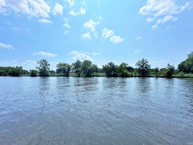 7708 N Barekman Court, Monticello, IN 47960