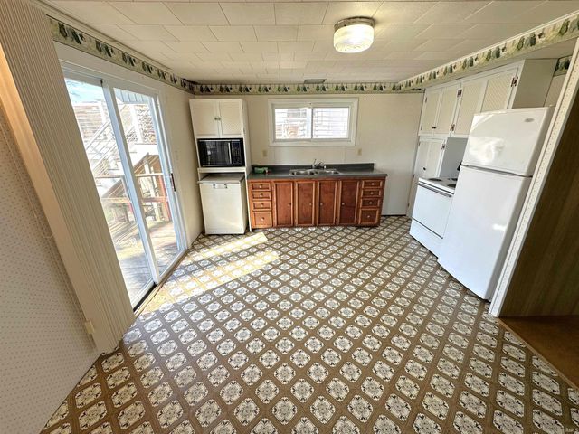 7708 N Barekman Court, Monticello, IN 47960