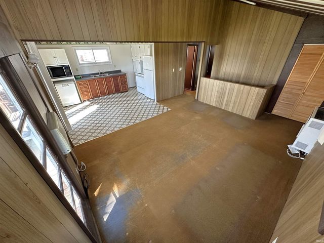 7708 N Barekman Court, Monticello, IN 47960