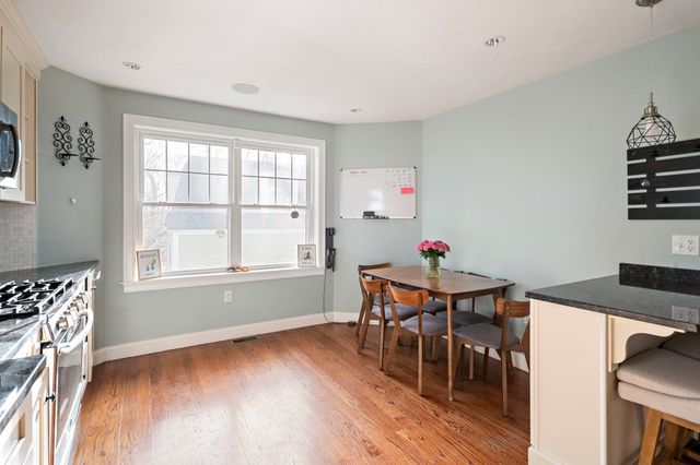 7 Gem Ave 7, Boston, MA 02135