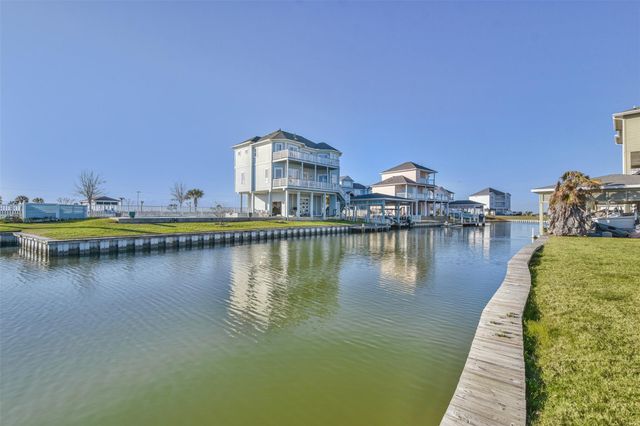 8 Fleming, Hitchcock, TX 77563