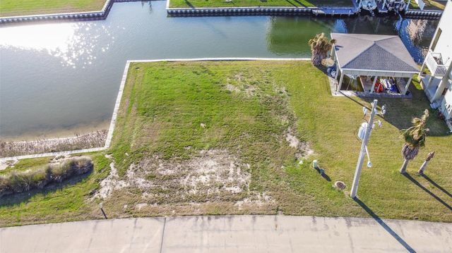 8 Fleming, Hitchcock, TX 77563