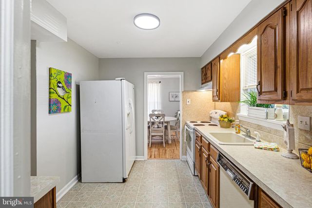 225 BRADLEY AVE, Haddonfield, NJ 08033