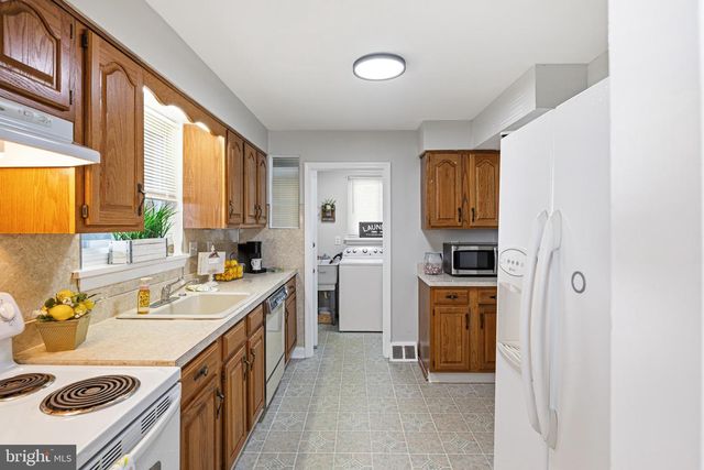 225 BRADLEY AVE, Haddonfield, NJ 08033