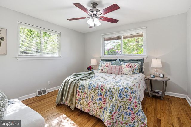 225 BRADLEY AVE, Haddonfield, NJ 08033