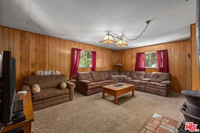 8 Bull Run Road, Kernville, CA 93238