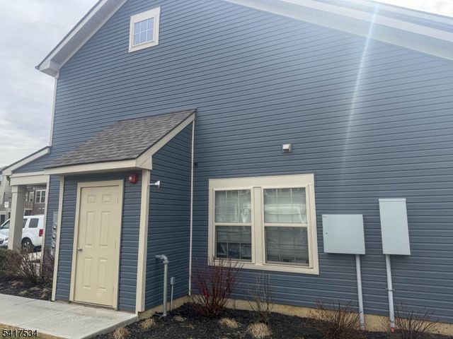 8 Aster Blvd, Warren Twp., NJ 07059