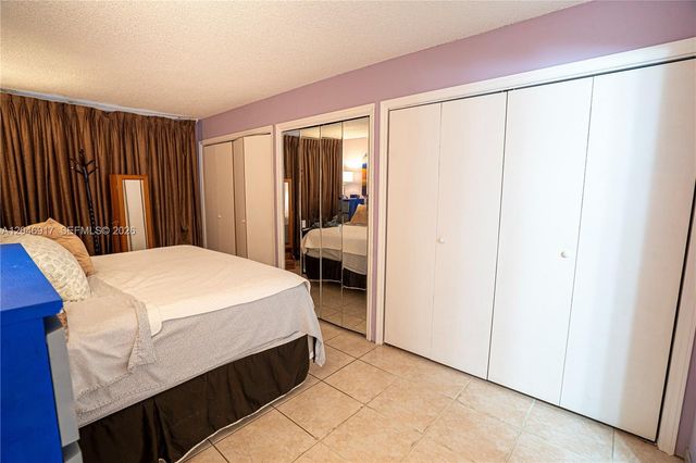 601 Three Islands Blvd 117, Hallandale Beach, FL 33009