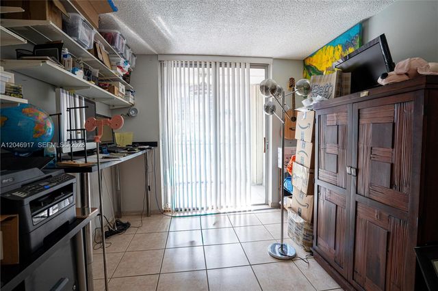 601 Three Islands Blvd 117, Hallandale Beach, FL 33009