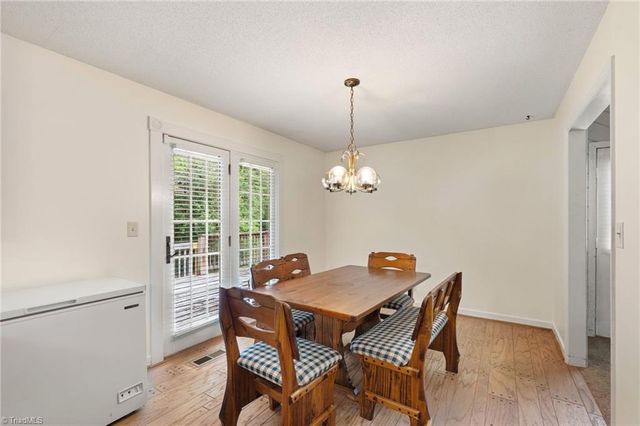 424 West Street, King, NC 27021