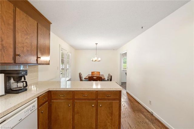 424 West Street, King, NC 27021