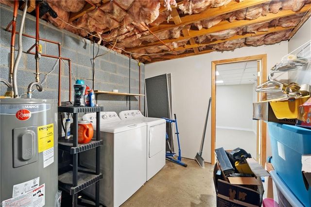 424 West Street, King, NC 27021