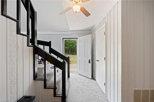 424 West Street, King, NC 27021