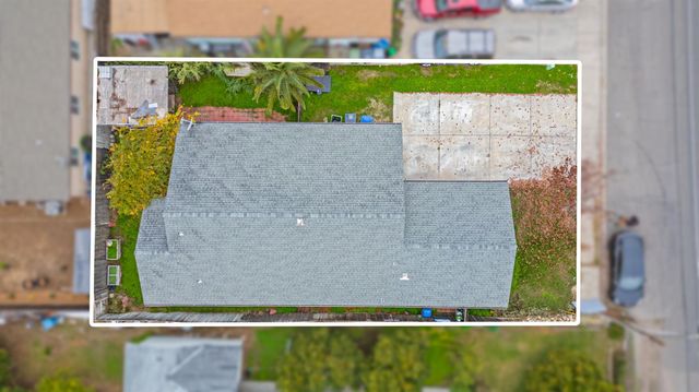 310 W F St, Turlock, CA 95380