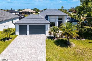 635 NE 7th TER, Cape Coral, FL 33909