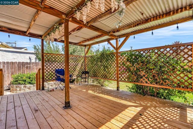 183 W Leland Rd, Pittsburg, CA 94565