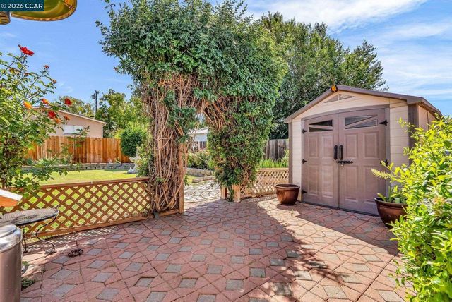 183 W Leland Rd, Pittsburg, CA 94565