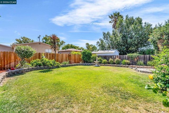 183 W Leland Rd, Pittsburg, CA 94565