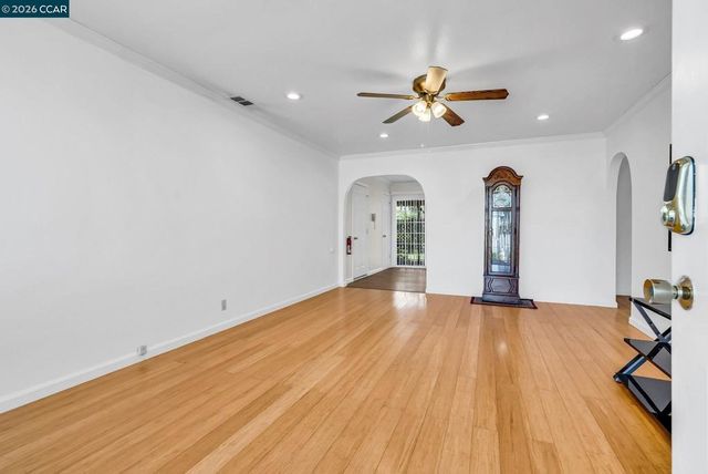 183 W Leland Rd, Pittsburg, CA 94565