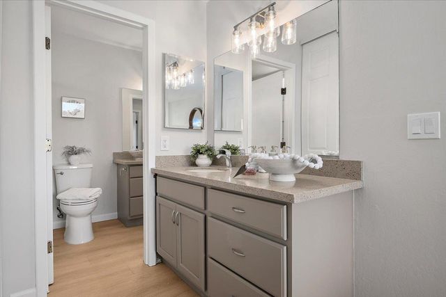 1093 Reed Avenue C, Sunnyvale, CA 94086