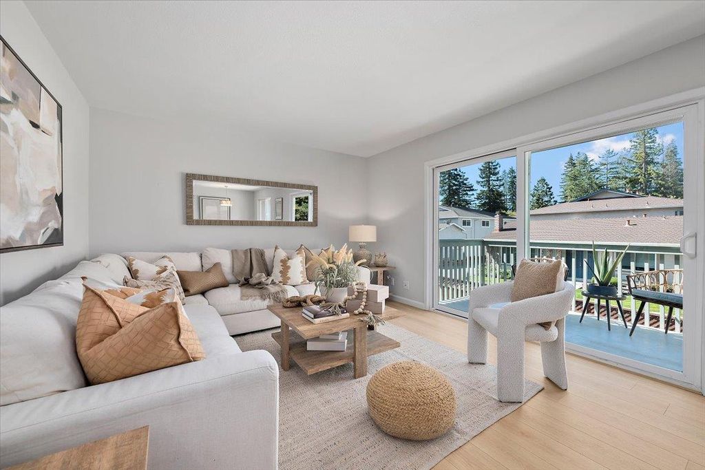 1093 Reed Avenue C, Sunnyvale, CA 94086