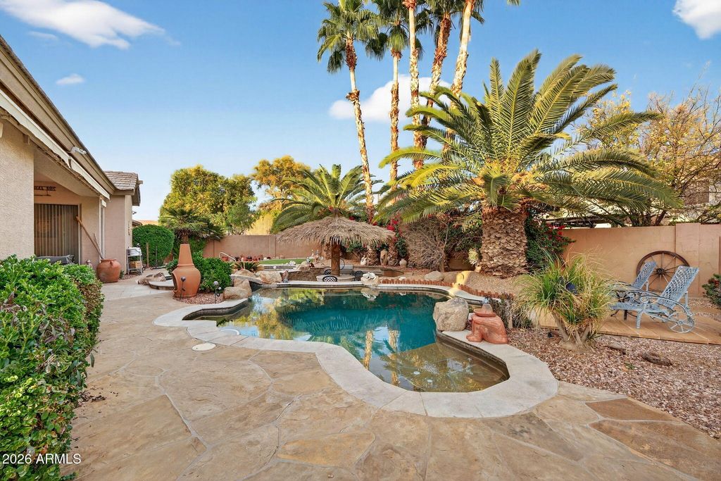 Image 4 of property listing at 3153 S SIERRA Street, Gilbert, AZ 85295