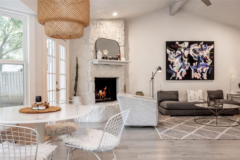 4601 Candletree LN, Austin, TX 78744