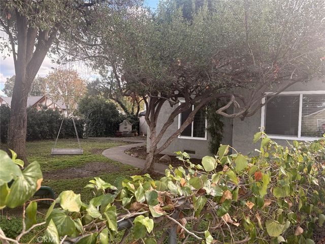 1123 Tully, Modesto, CA 95350