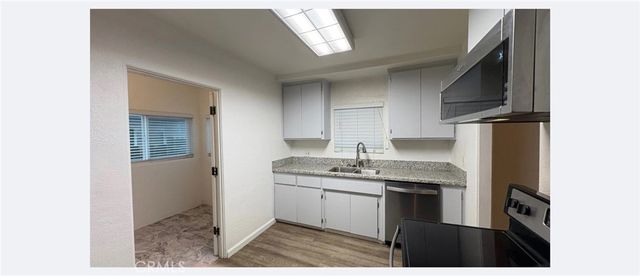 1123 Tully, Modesto, CA 95350