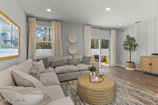 14600 MACADAMIA Lane, Jacksonville, FL 32218