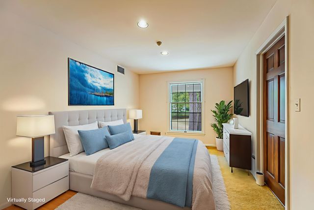 8044 Dexter-Pinckney Road, Dexter Twp, MI 48130