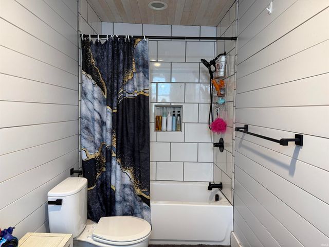 612 17th St, Bedford, IN 47421