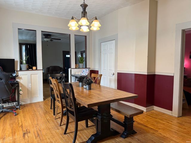 612 17th St, Bedford, IN 47421