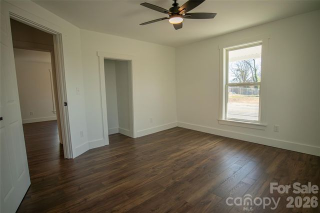 929 S Long Street, Salisbury, NC 28144