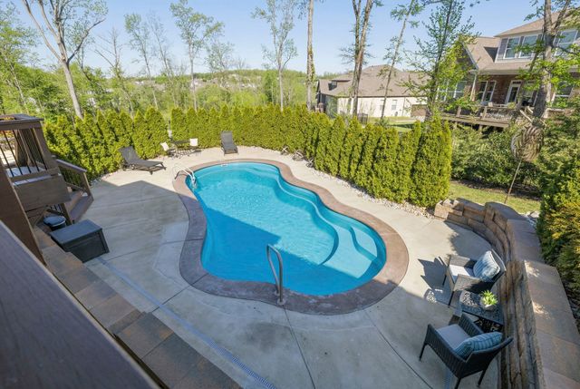 305 Redding Ct, Nolensville, TN 37135