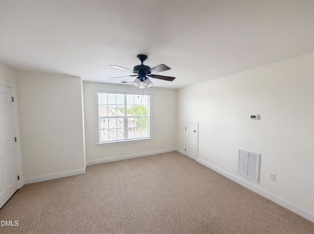 10321 Sablewood Drive 117, Raleigh, NC 27617