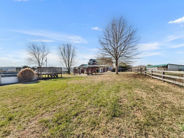 7870 Mill Rd, Cross Plains, TN 37049