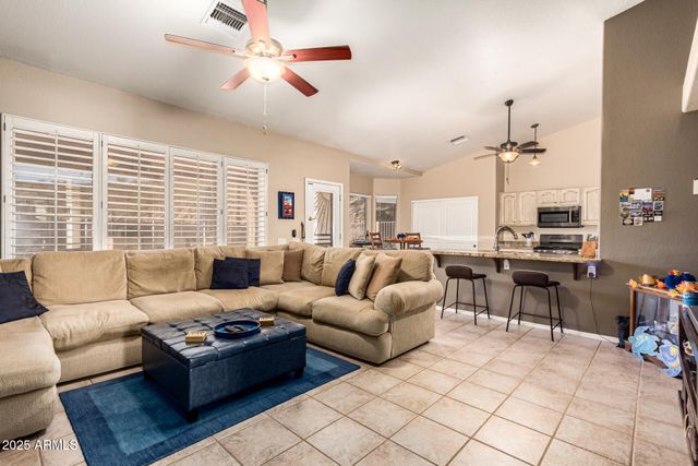 1317 E COTTONWOOD Lane, Phoenix, AZ 85048