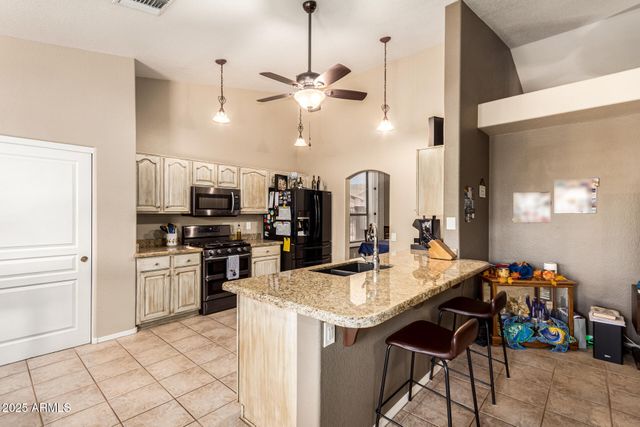 1317 E COTTONWOOD Lane, Phoenix, AZ 85048