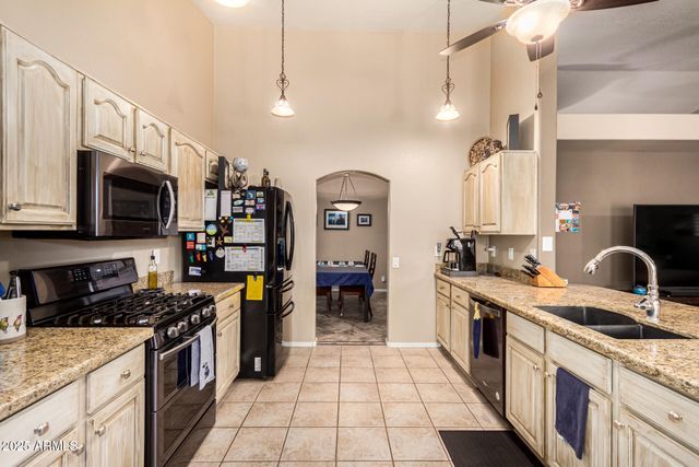 1317 E COTTONWOOD Lane, Phoenix, AZ 85048