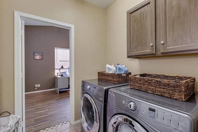 1317 E COTTONWOOD Lane, Phoenix, AZ 85048