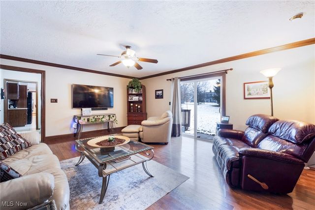 456 Greenmont Drive, Canfield, OH 44406