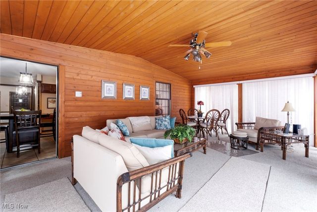 456 Greenmont Drive, Canfield, OH 44406