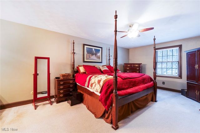 456 Greenmont Drive, Canfield, OH 44406