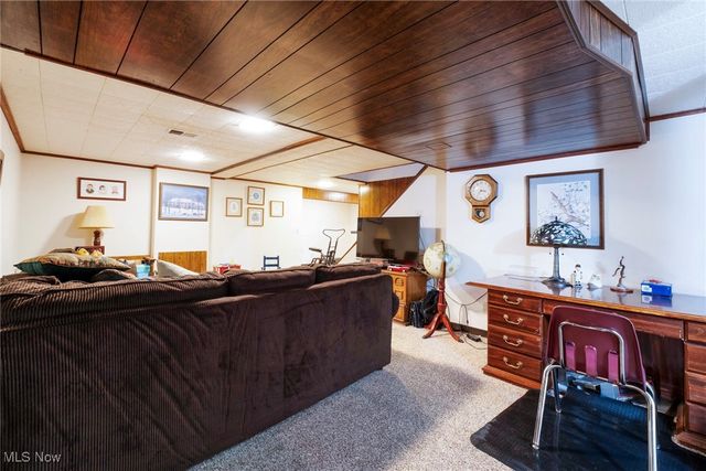 456 Greenmont Drive, Canfield, OH 44406